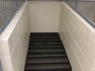 Photo of a kennel at Blue Ash Animal Hospital, an Ohio Vet Clinic